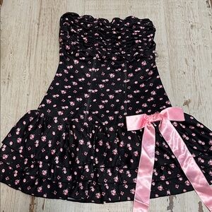 La SENZA Black and Cream Lingerie